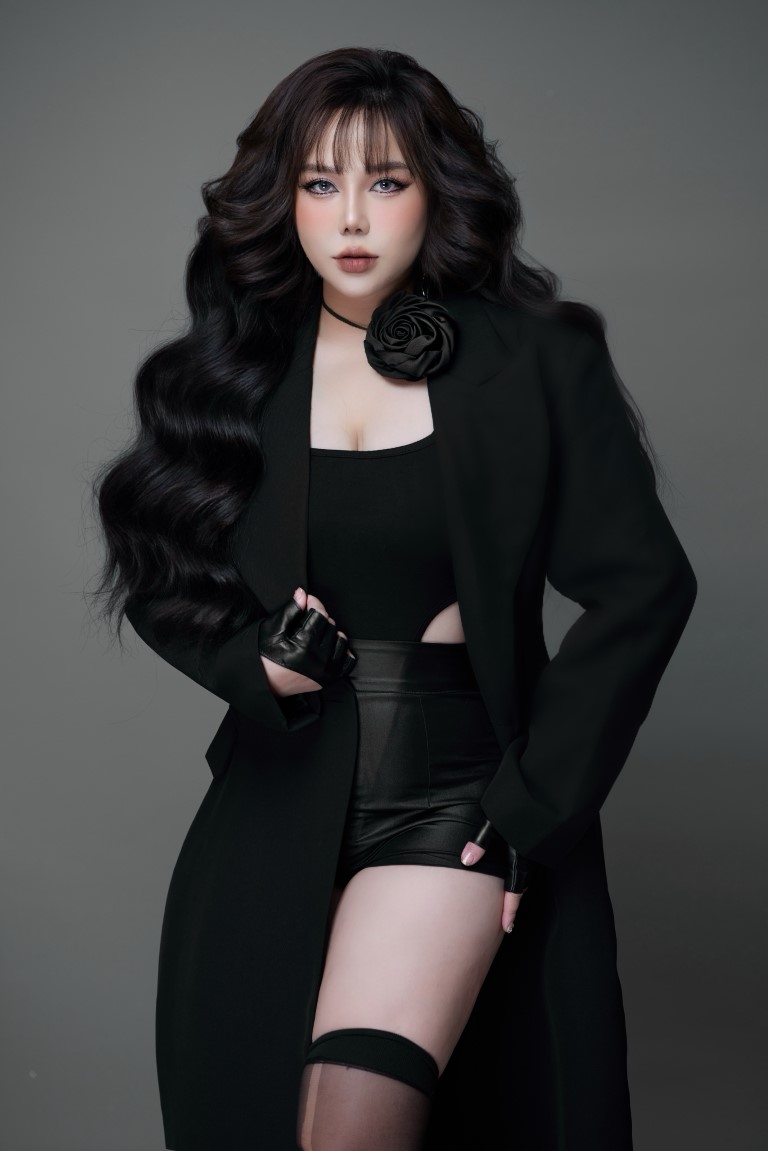 Hằng Thu